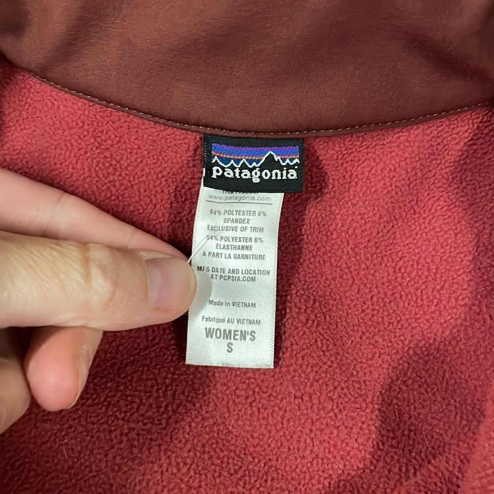 Patagonia Jacket  - Picture 4 of 17